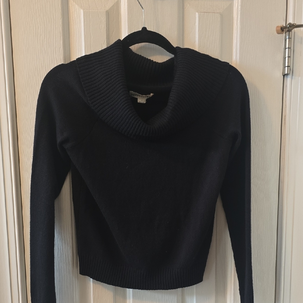 AEROSPOSTALE BRAND WOMEN'S JUNIOR SIZE BLACK COWL NECK PULLOVER SWEATER SIZE MED